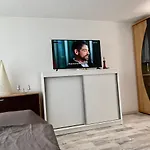 Apartment Shine